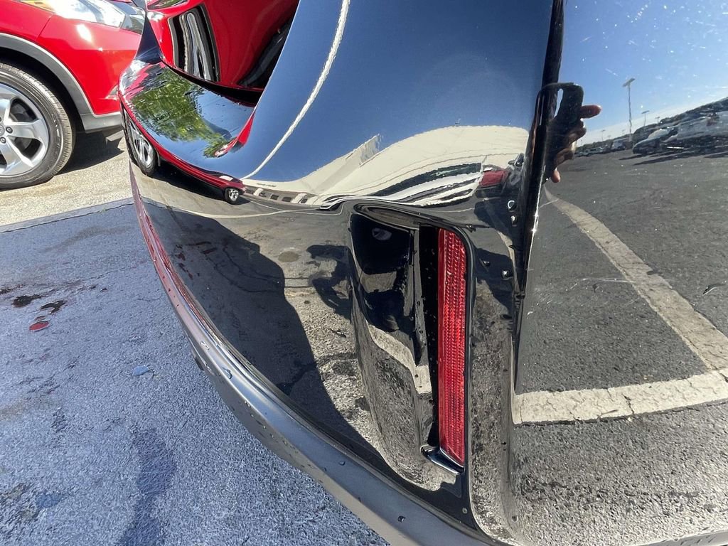 Used 2015 Toyota Prius V Five w/ Advanced Technology Package FWD image 18