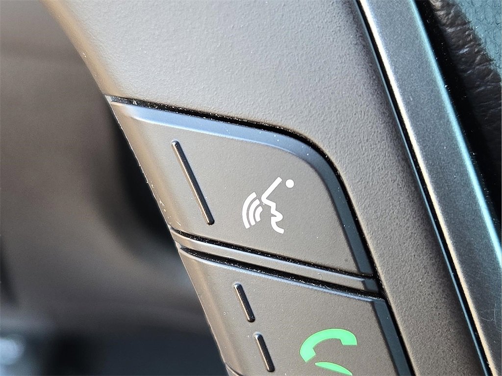 Used 2017 Hyundai Santa Fe SE w/ Cargo Package image 26