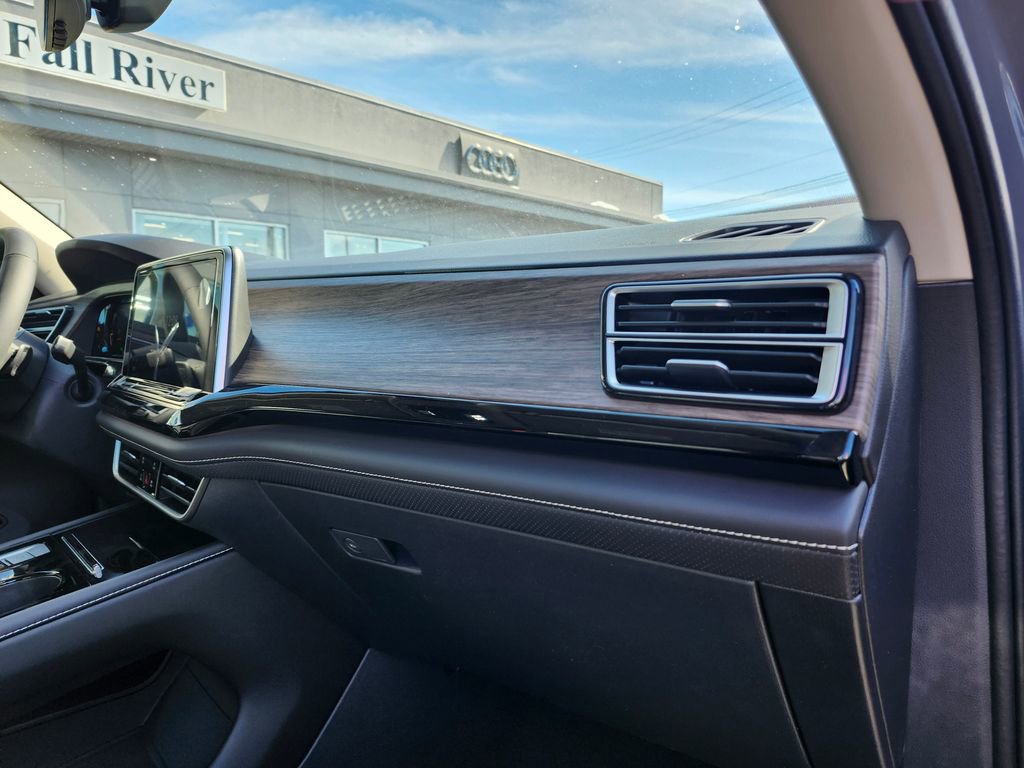 New 2026 Volkswagen Atlas SEL Premium R-Line image 16