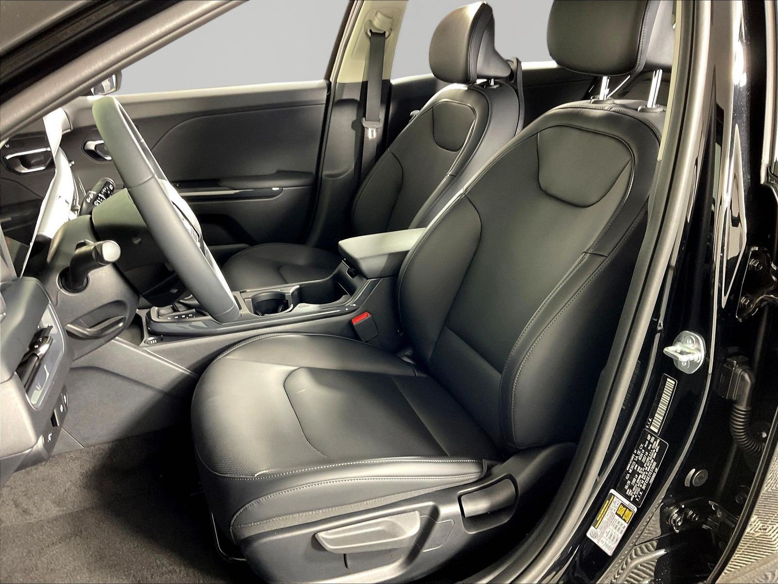 New 2026 Kia K4 EX FWD image 15