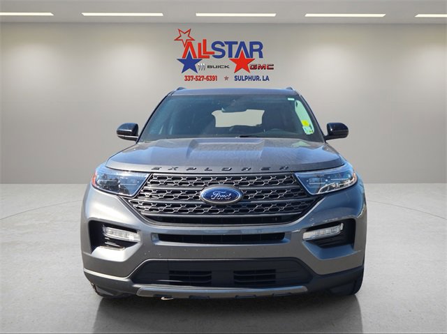 Used 2022 Ford Explorer XLT w/ Equipment Group 202A image 2