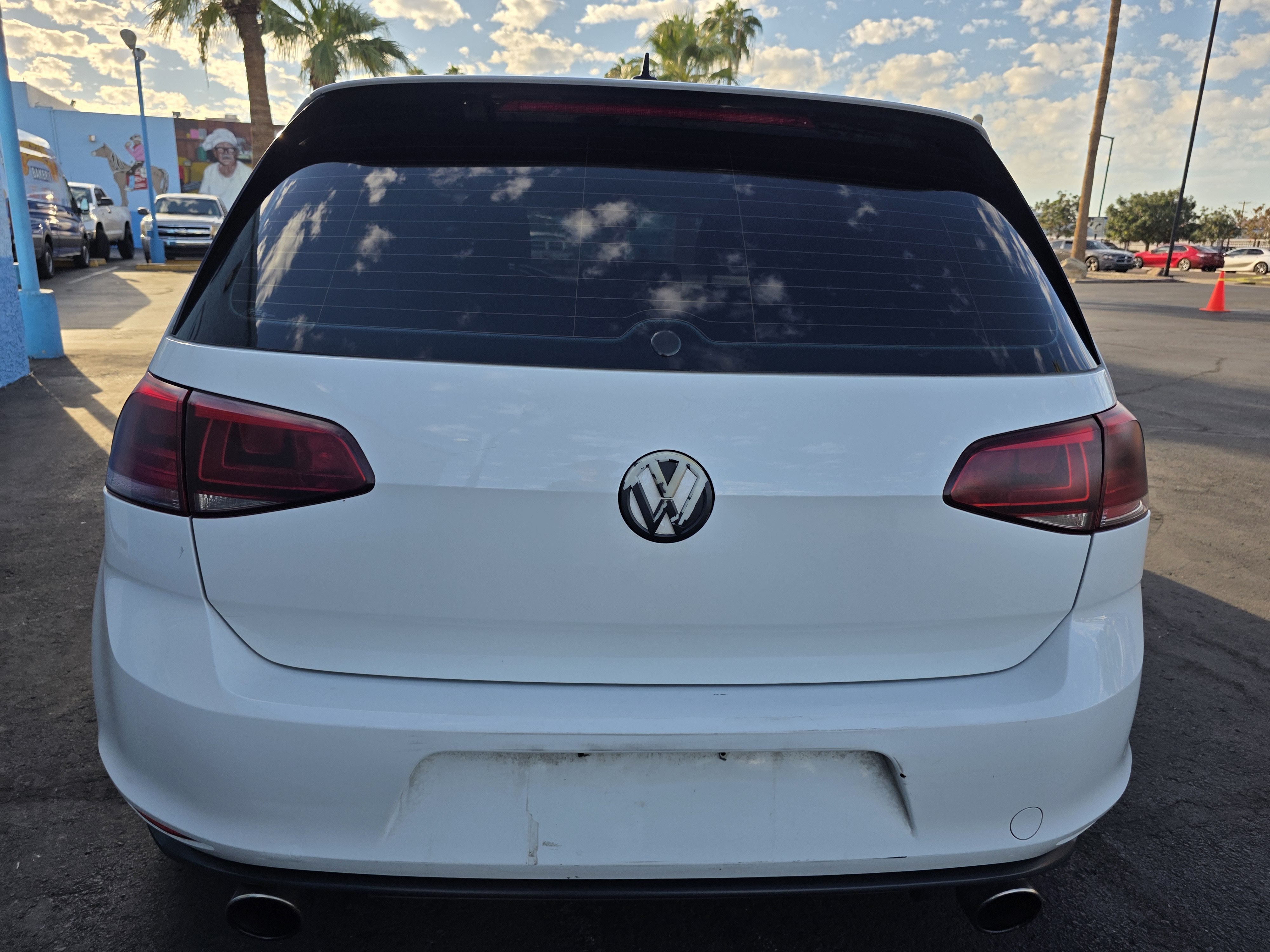 Used 2016 Volkswagen GTI S FWD image 4