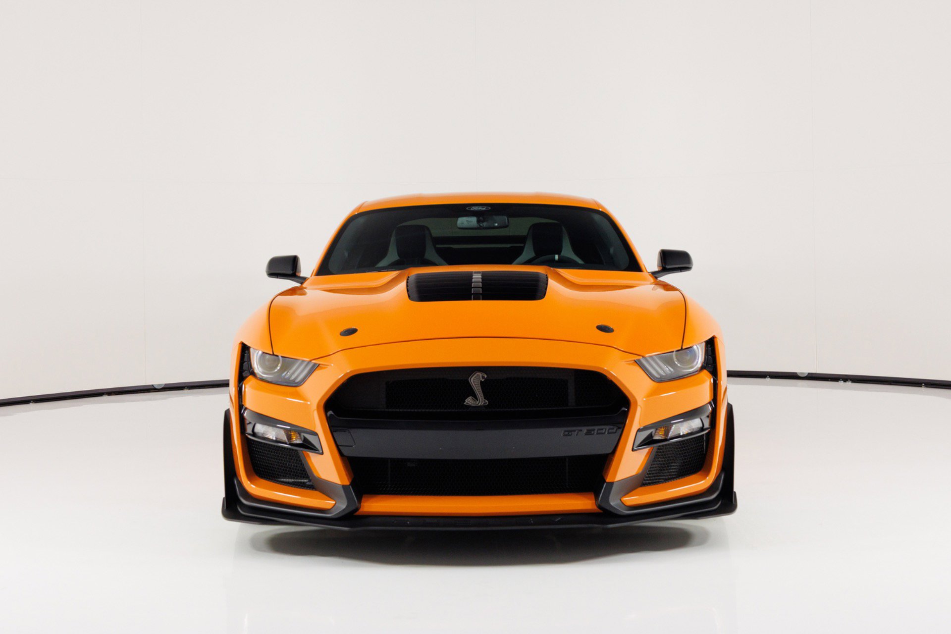 Used 2021 Ford Mustang Shelby GT500 w/ Carbon Fiber Track Pack RWD image 8