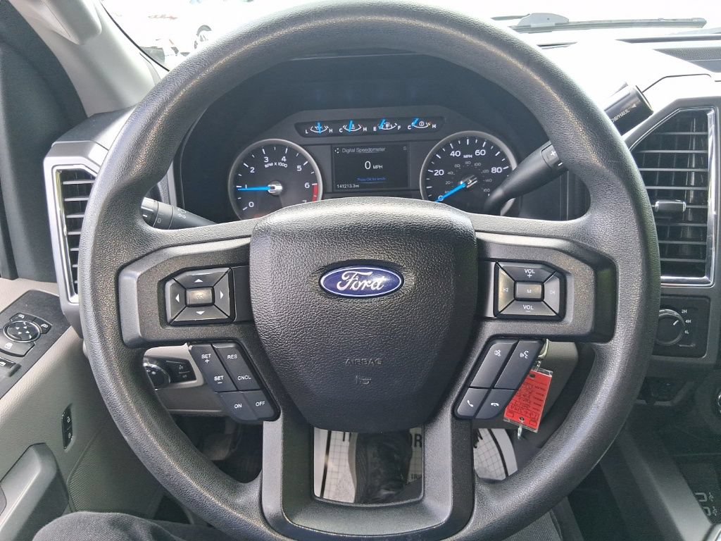 Used 2017 Ford F250 XLT w/ FX4 Off-Road Package AWD/4WD image 16