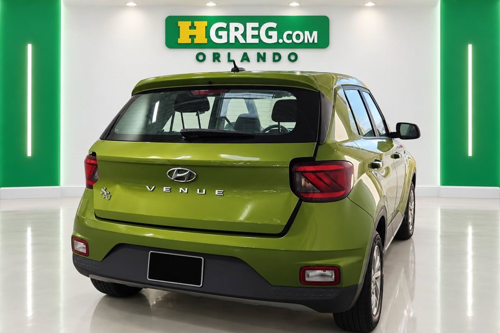 Used 2023 Hyundai Venue SE w/ Cargo Package FWD image 6