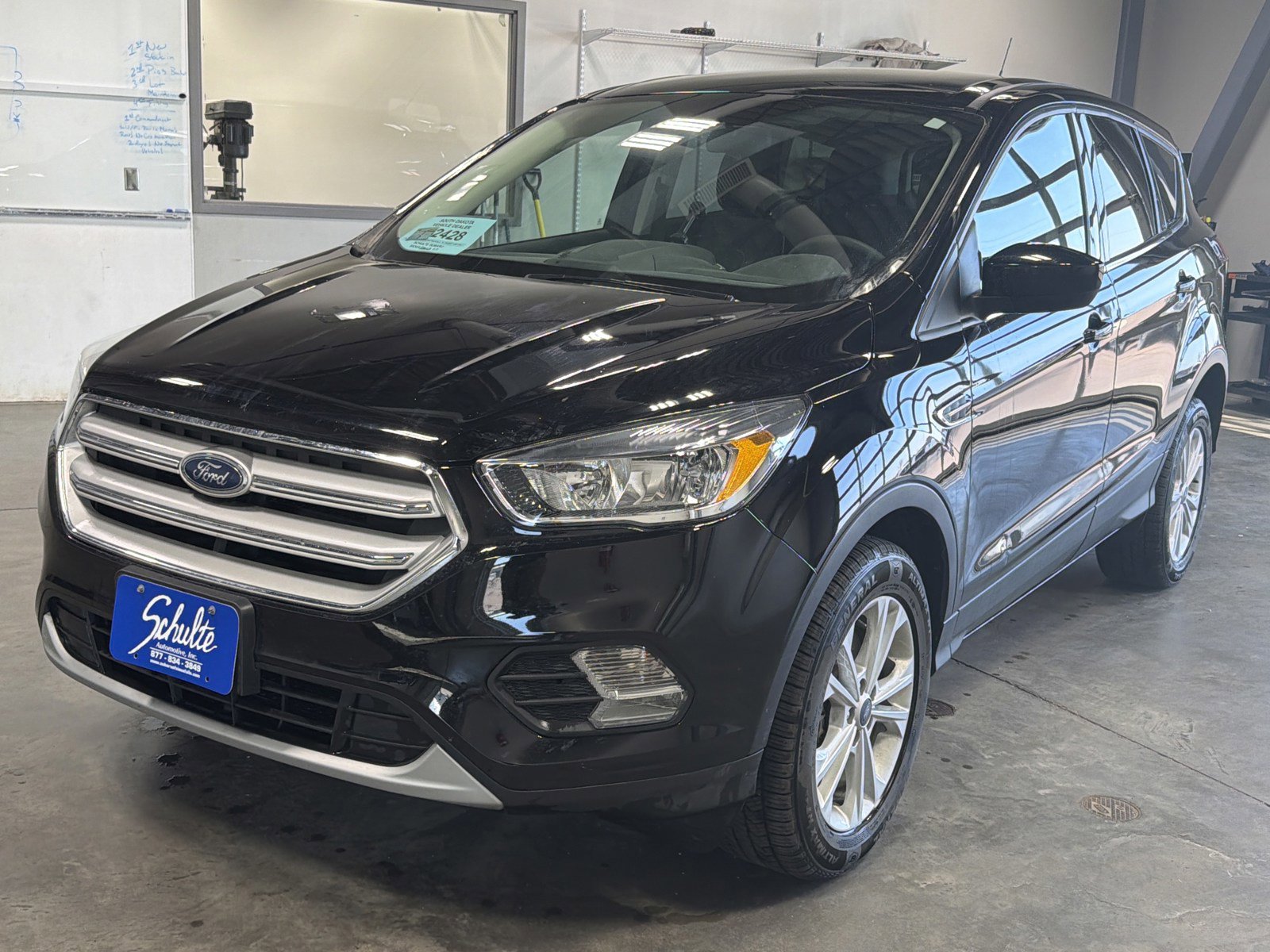 Used 2019 Ford Escape SE AWD/4WD image 3