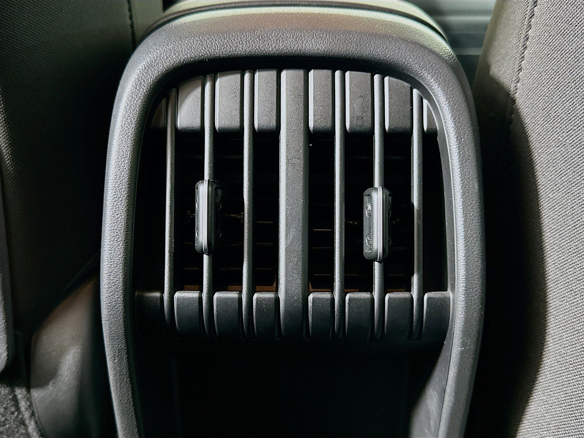 Used 2025 Hyundai Kona SEL image 25