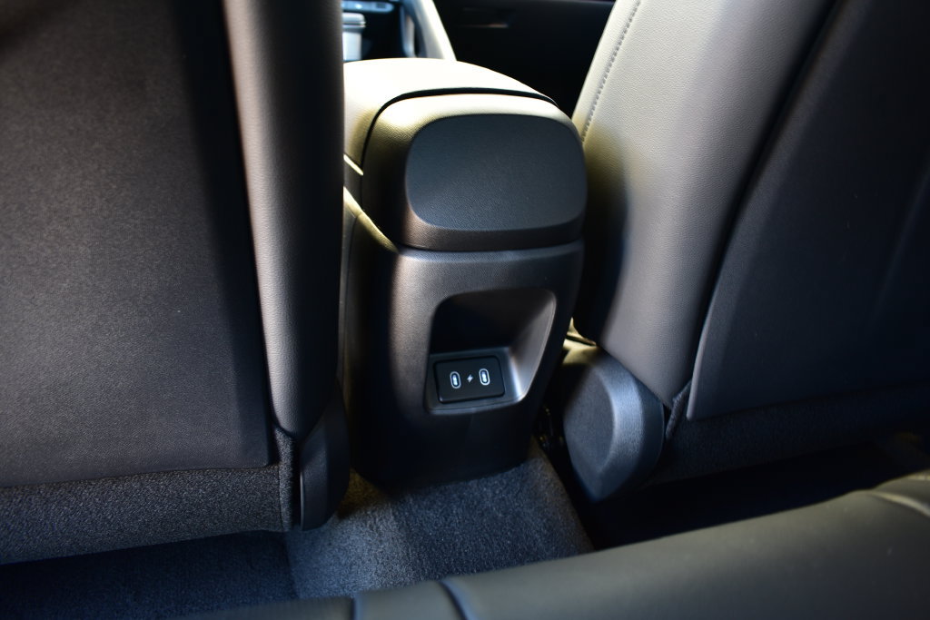 New 2026 Hyundai Elantra SEL Sport FWD image 23