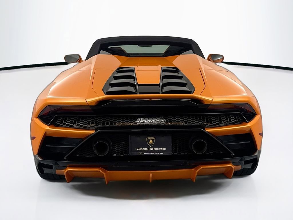 Used 2020 Lamborghini Huracan EVO image 33