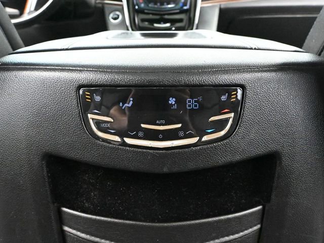 Used 2017 Cadillac Escalade ESV Luxury image 37