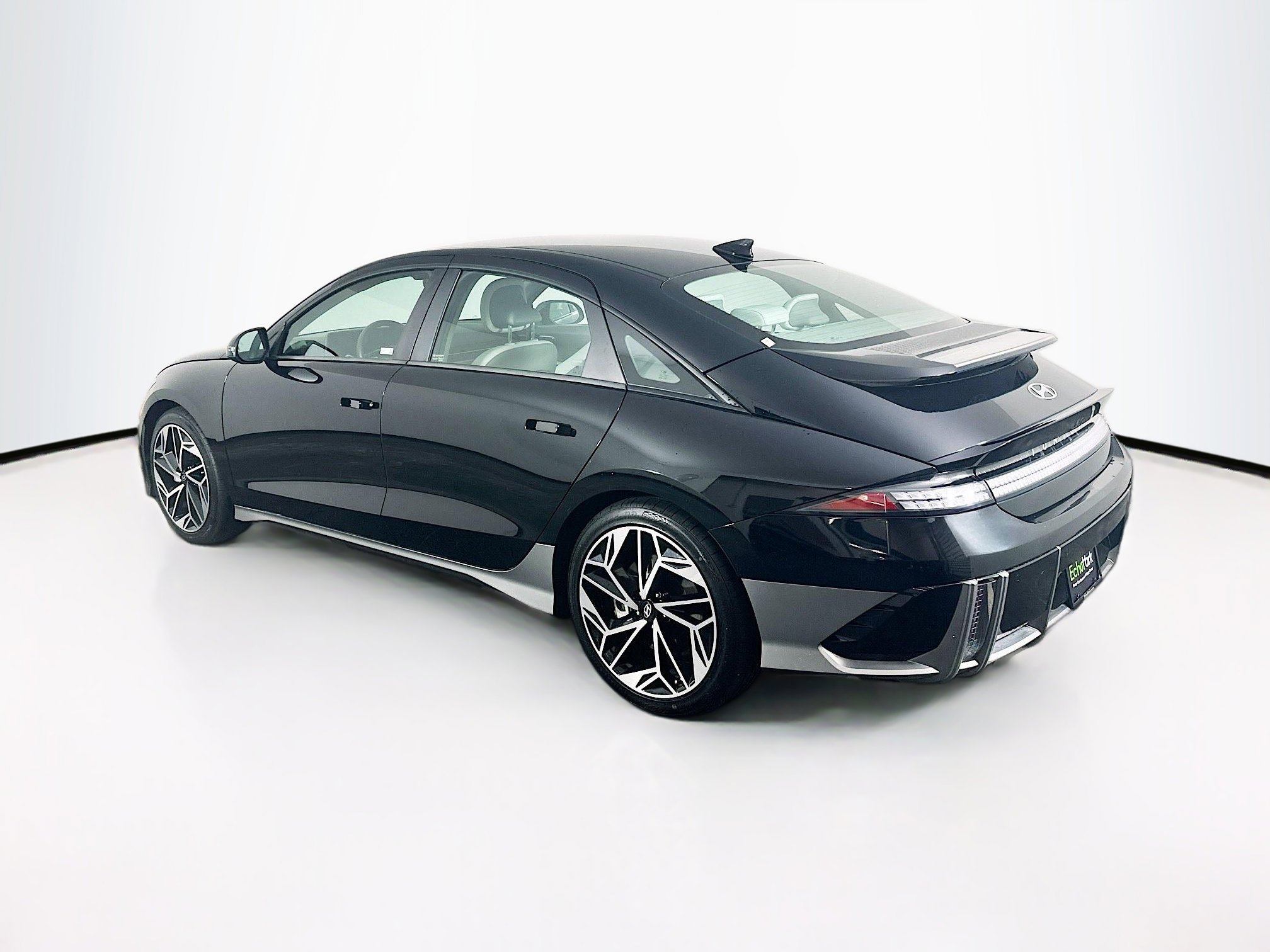 Used 2023 Hyundai Ioniq 6 SEL w/ Cargo Package image 5