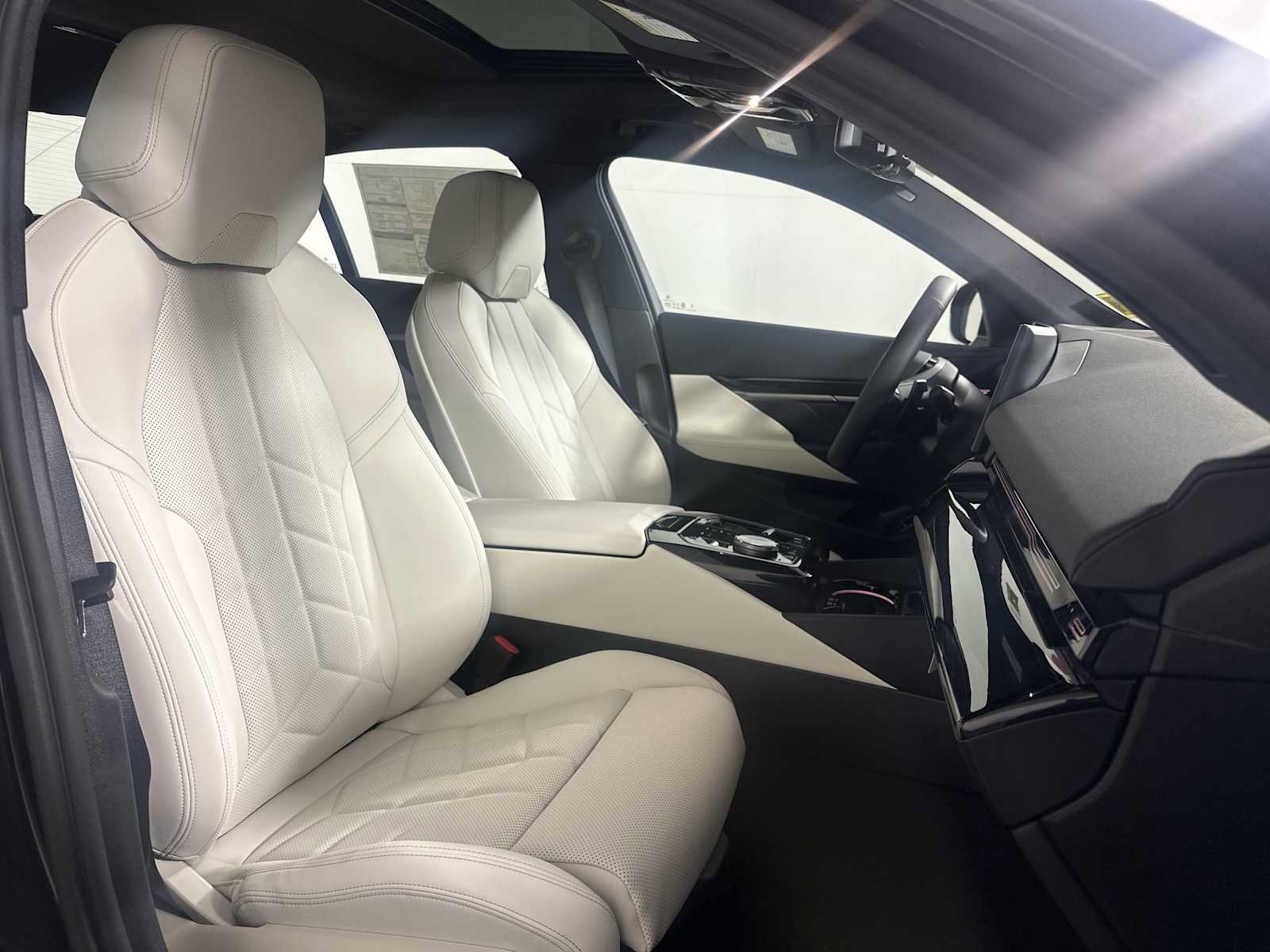 New 2026 BMW 530i xDrive image 22