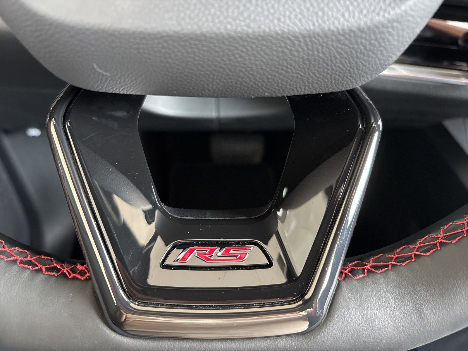 New 2026 Chevrolet Equinox RS w/ Safety and Technology Package FWD image 32