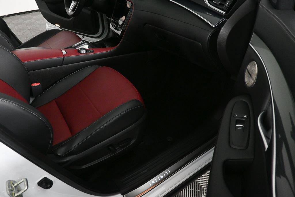 Used 2023 INFINITI QX50 Sport FWD image 23
