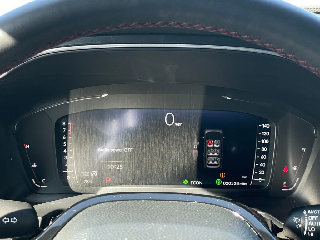 Certified 2025 Honda Pilot Black Edition image 13