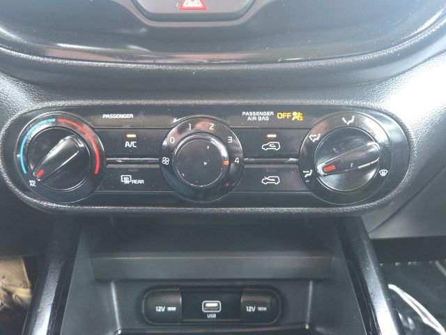 Used 2020 Kia Soul S FWD image 28