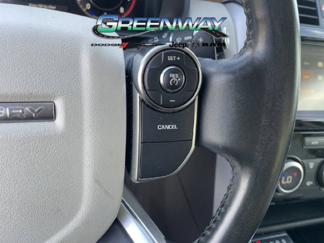 Used 2018 Land Rover Discovery HSE AWD/4WD image 29