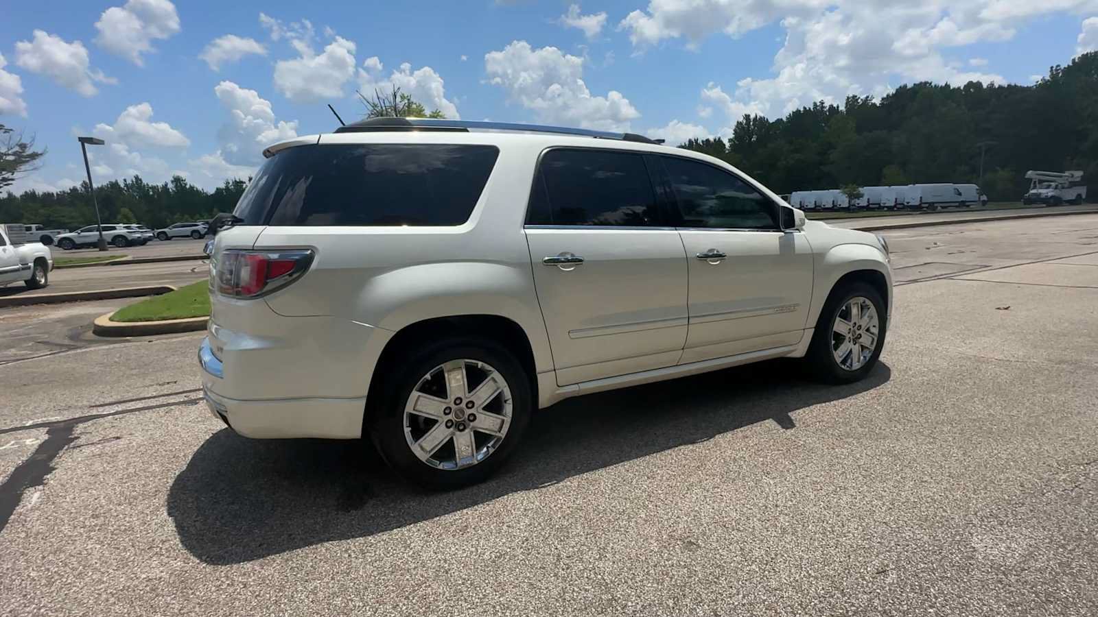 Used 2014 GMC Acadia Denali AWD/4WD image 8