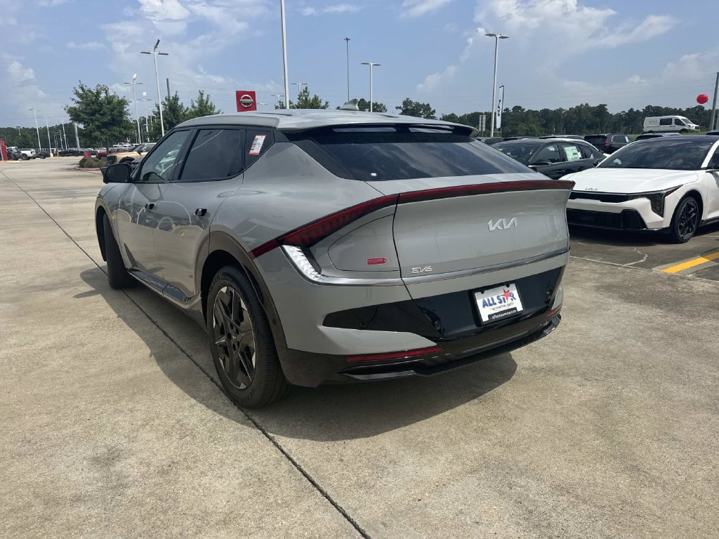 New 2026 Kia EV6 Wind AWD/4WD image 6