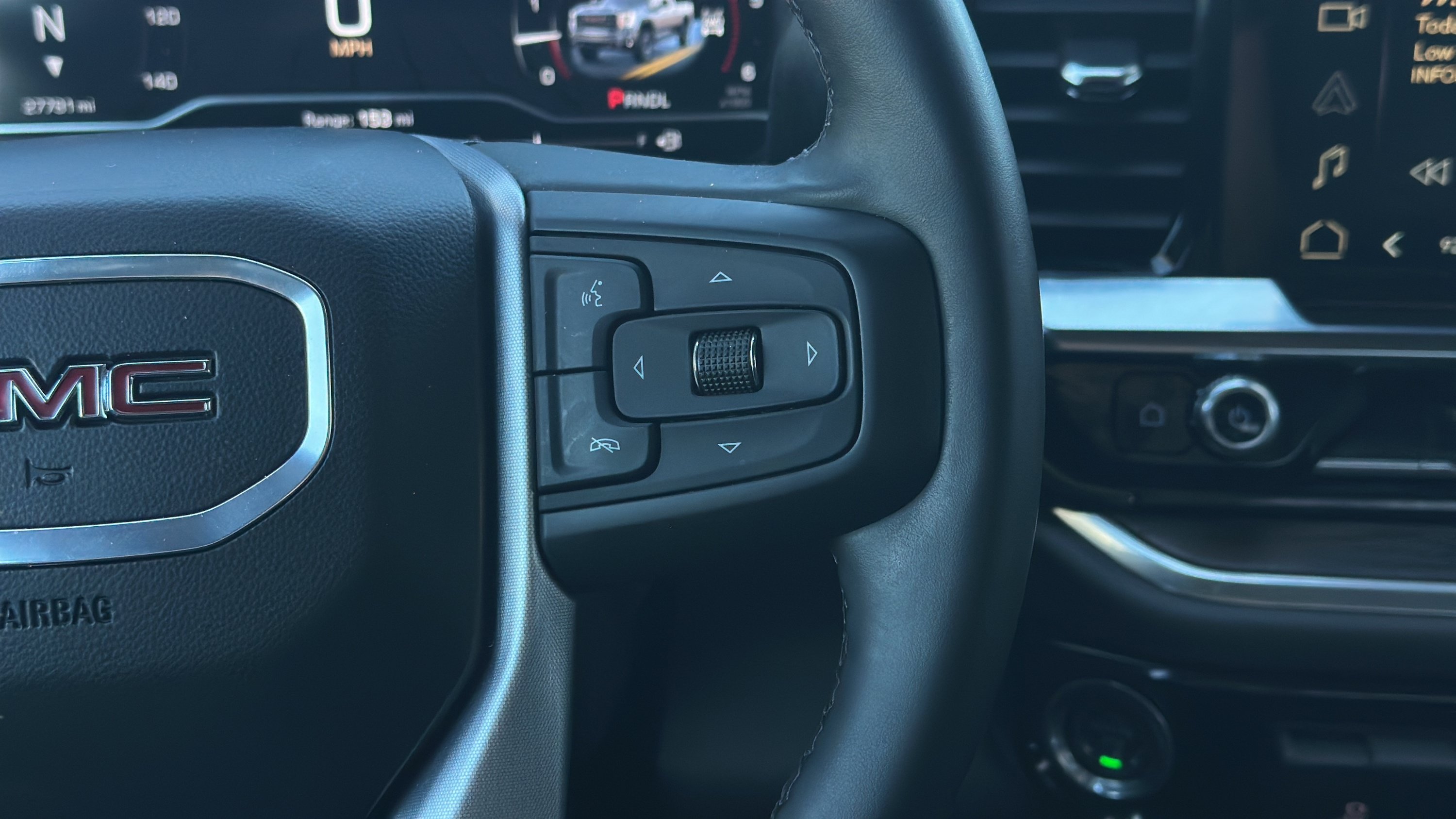 Used 2024 GMC Sierra 3500 SLT w/ SLT Premium Package AWD/4WD image 12