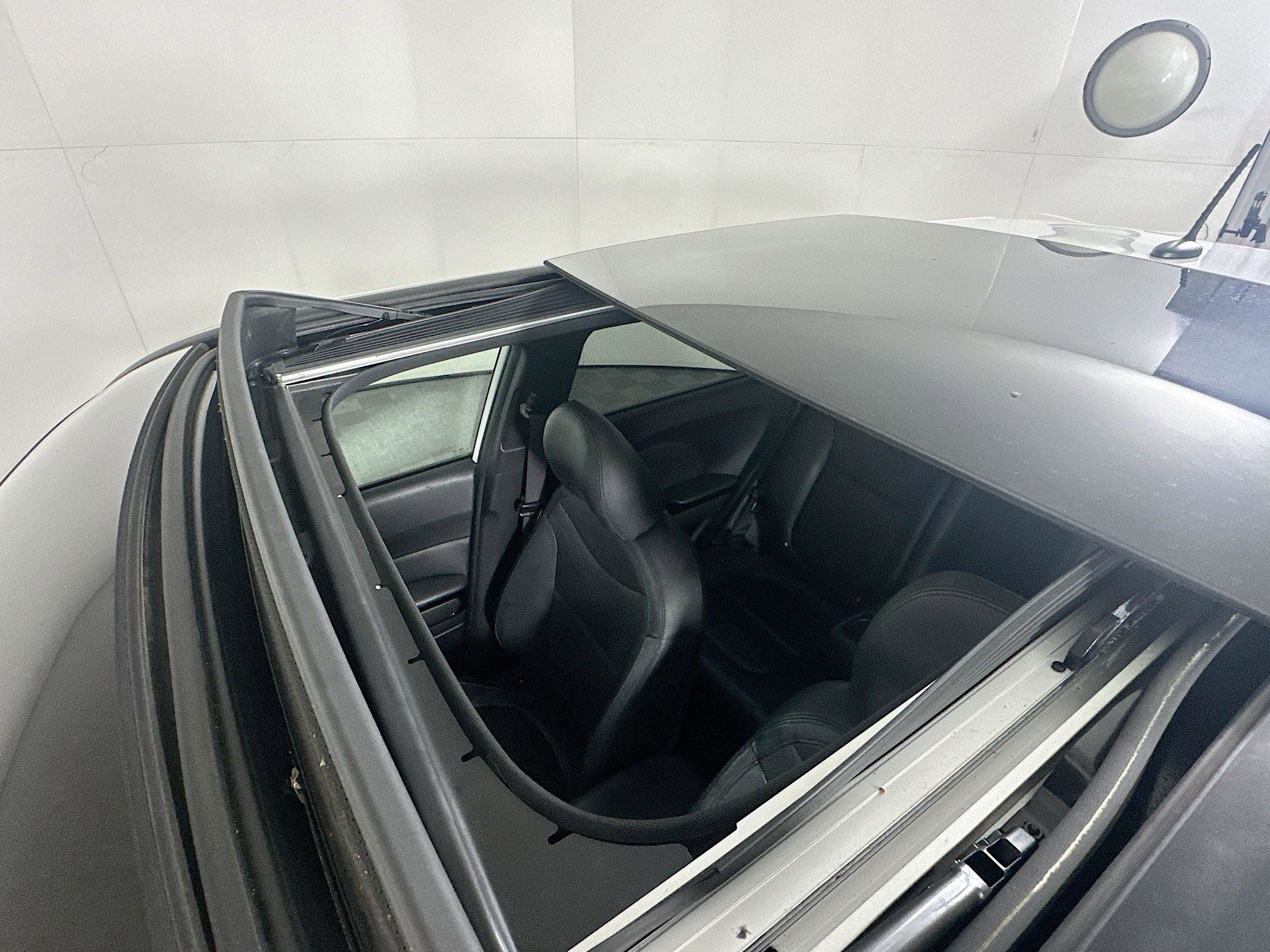 Used 2014 Kia Soul ! w/ Sun & Sound Package image 26