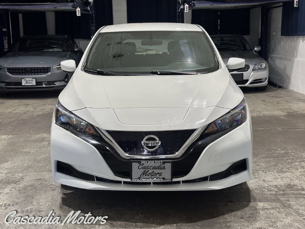 Used 2019 Nissan Leaf S w/ S Charge Package FWD image 2