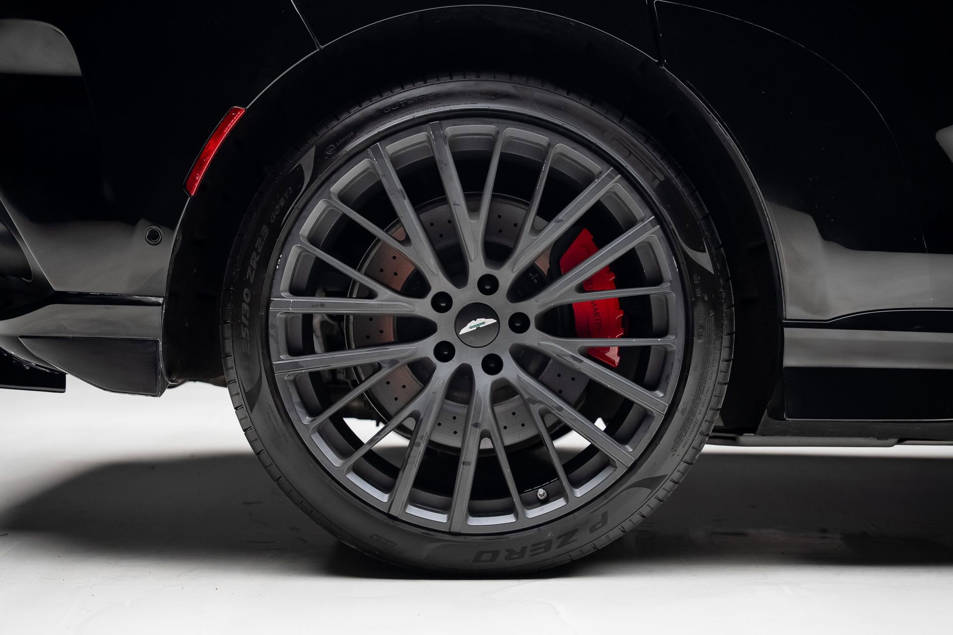 Used 2023 Aston Martin DBX 707 image 37