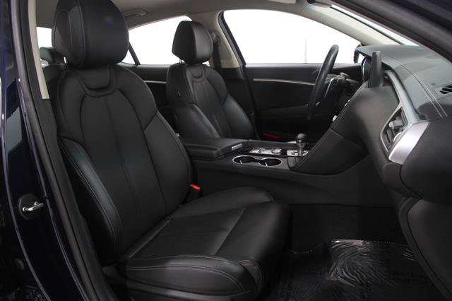 Certified 2023 Genesis G70 2.0T AWD/4WD image 16