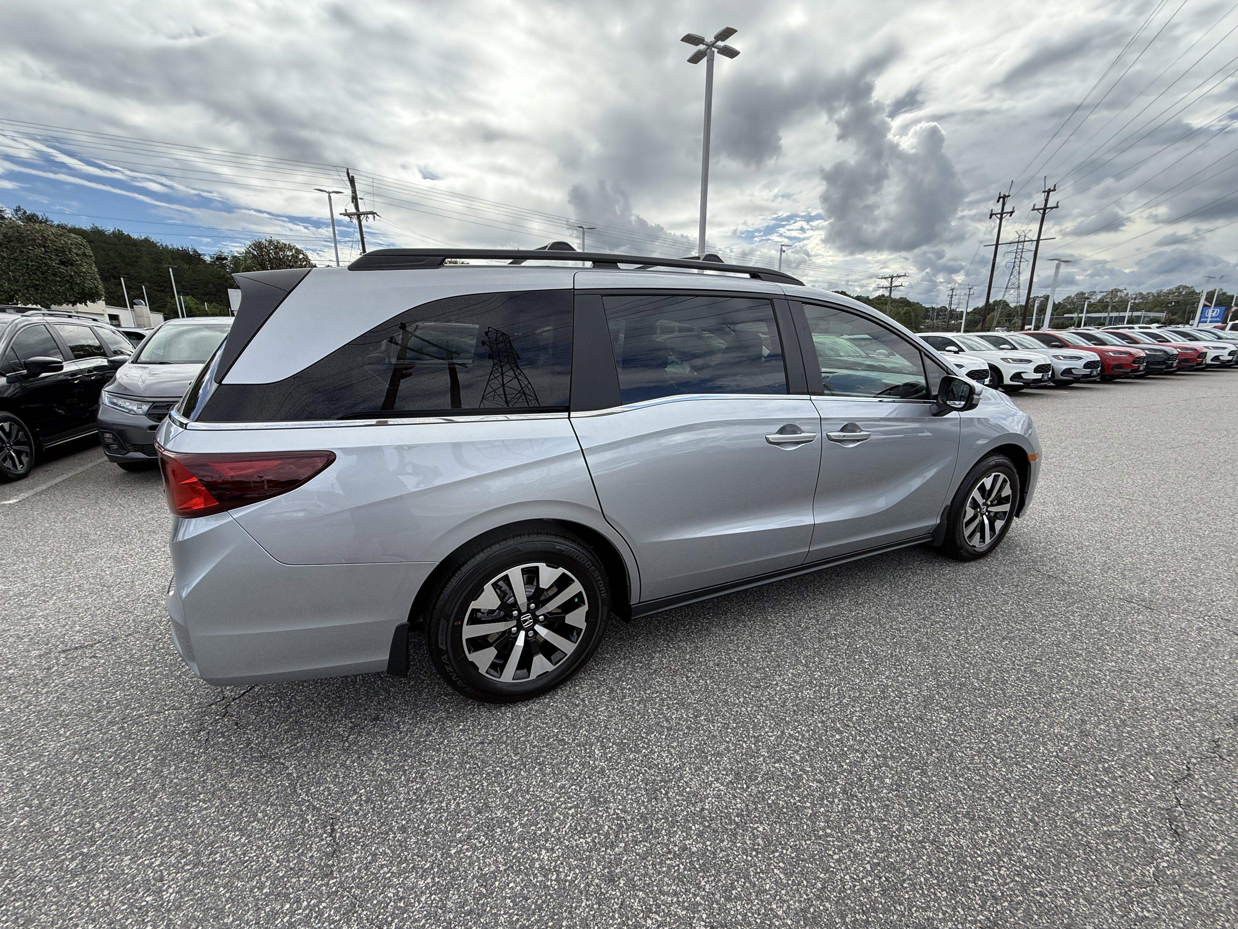New 2026 Honda Odyssey EX-L image 10