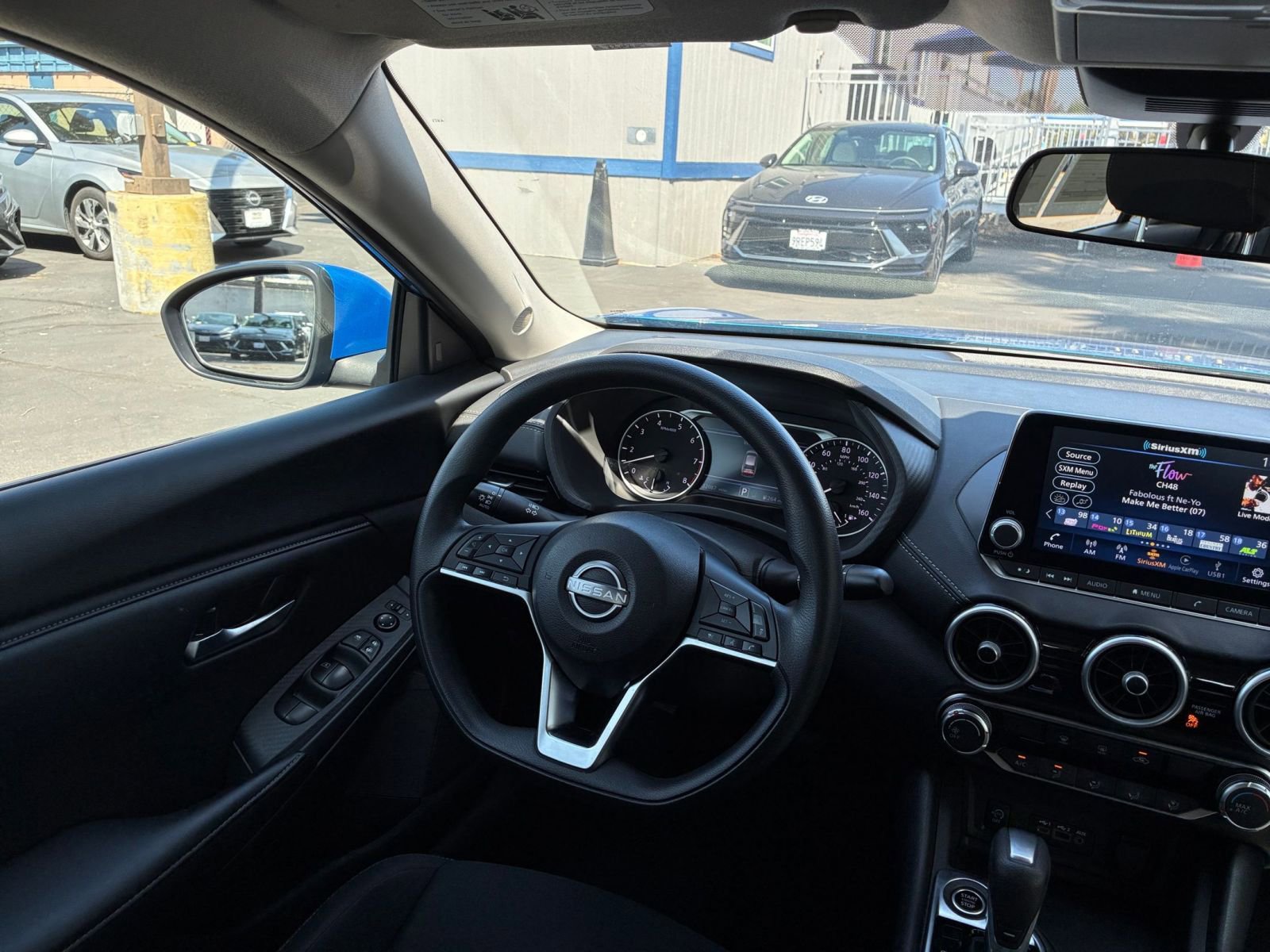 Used 2025 Nissan Sentra SV FWD image 32