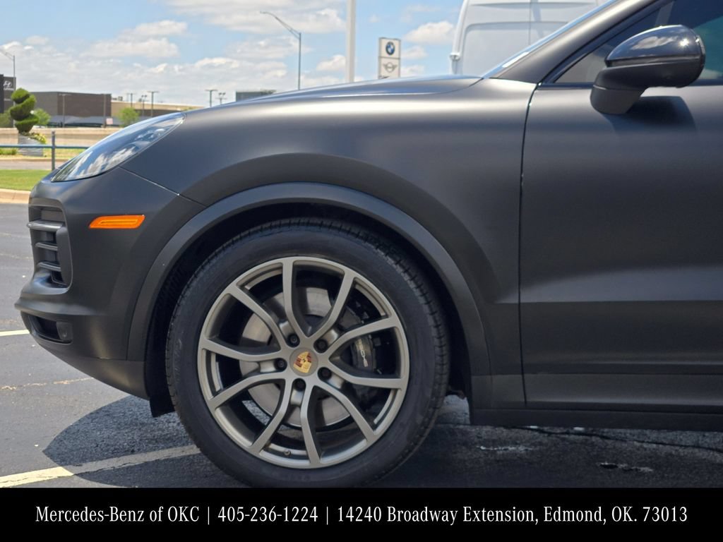 Used 2023 Porsche Cayenne S AWD/4WD image 6