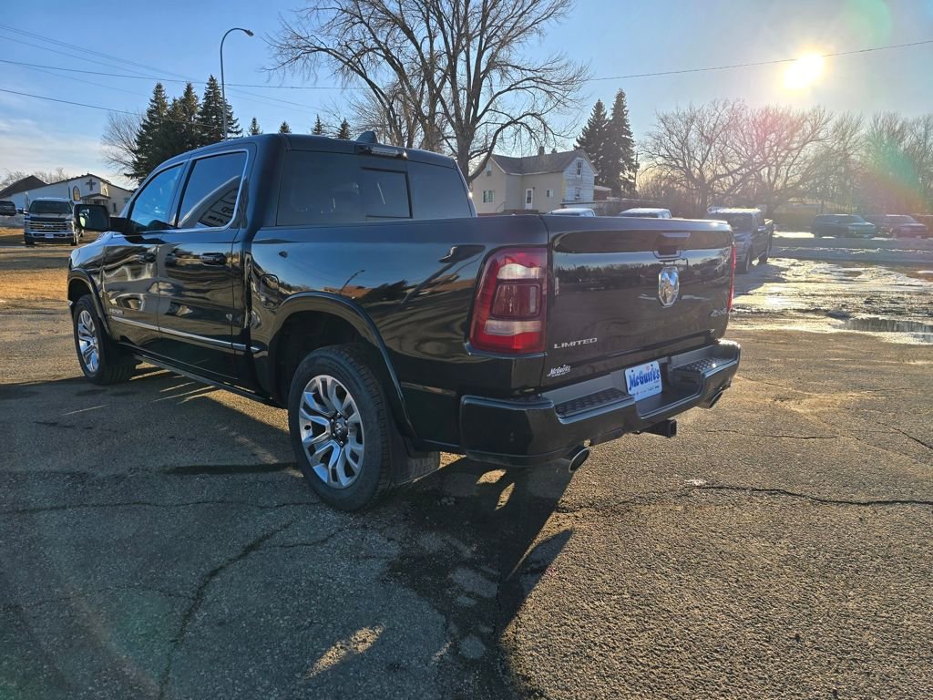 Used 2023 RAM 1500 Limited AWD/4WD image 11