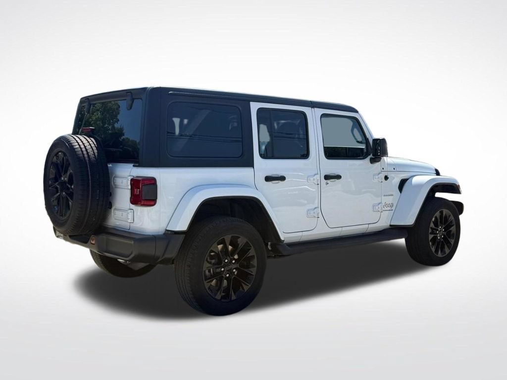 Used 2023 Jeep Wrangler Unlimited Sahara w/ Cold Weather Group AWD/4WD video 3