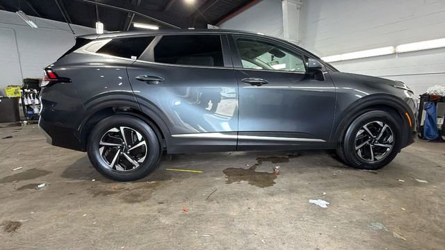 Used 2023 Kia Sportage LX FWD image 6