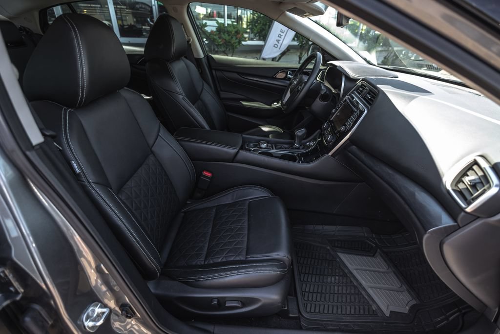 Used 2023 Nissan Maxima Platinum FWD image 25