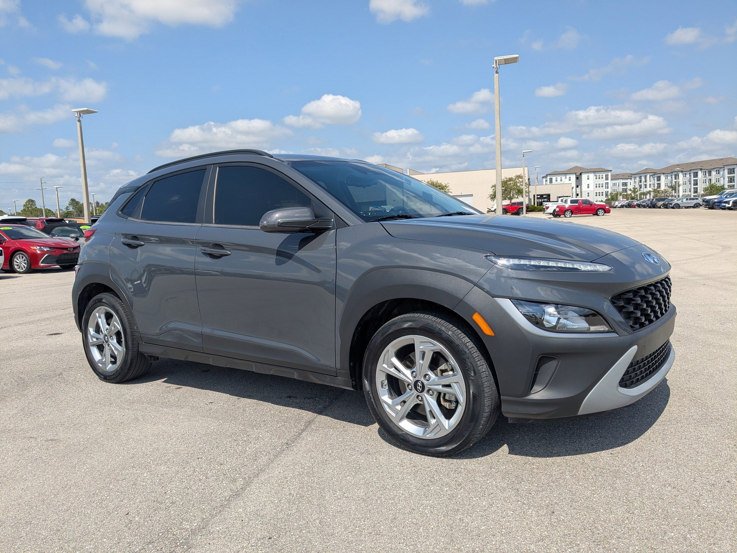 Used 2023 Hyundai Kona SEL image 2