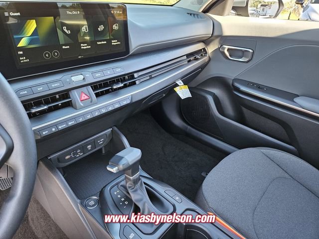 New 2025 Kia K4 LXS image 10