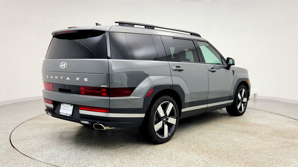 Used 2024 Hyundai Santa Fe Limited image 5