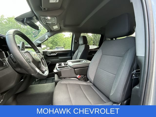 Used 2025 Chevrolet Silverado 1500 LT AWD/4WD image 19