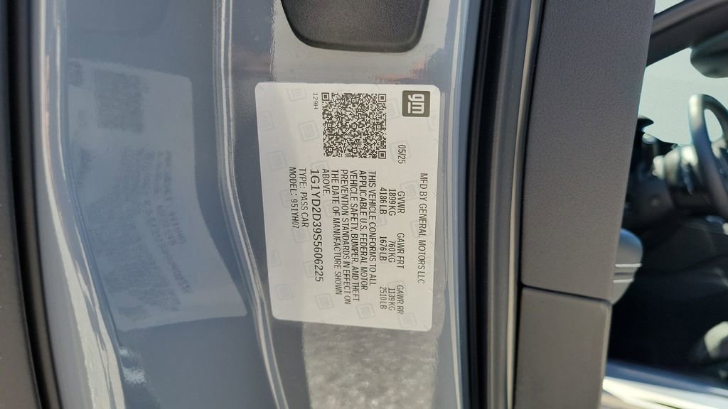 Used 2025 Chevrolet Corvette Z06 image 28