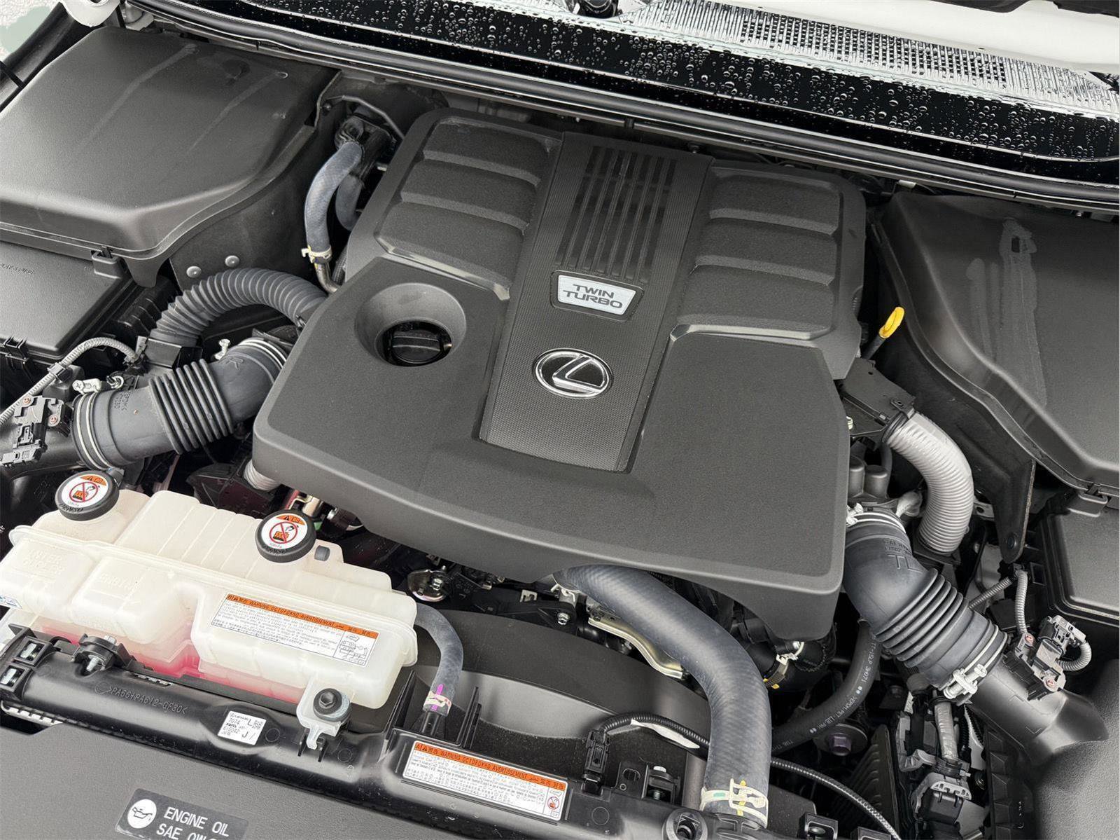 Used 2024 Lexus GX 550 image 32