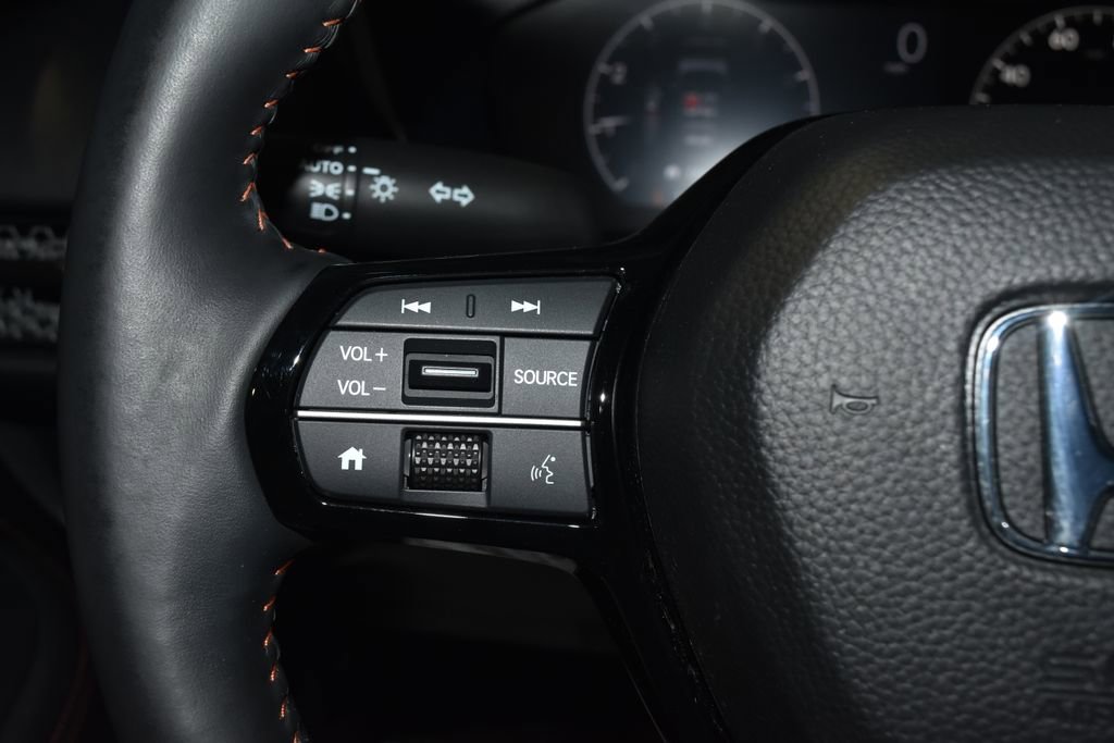 Used 2024 Honda HR-V Sport image 7