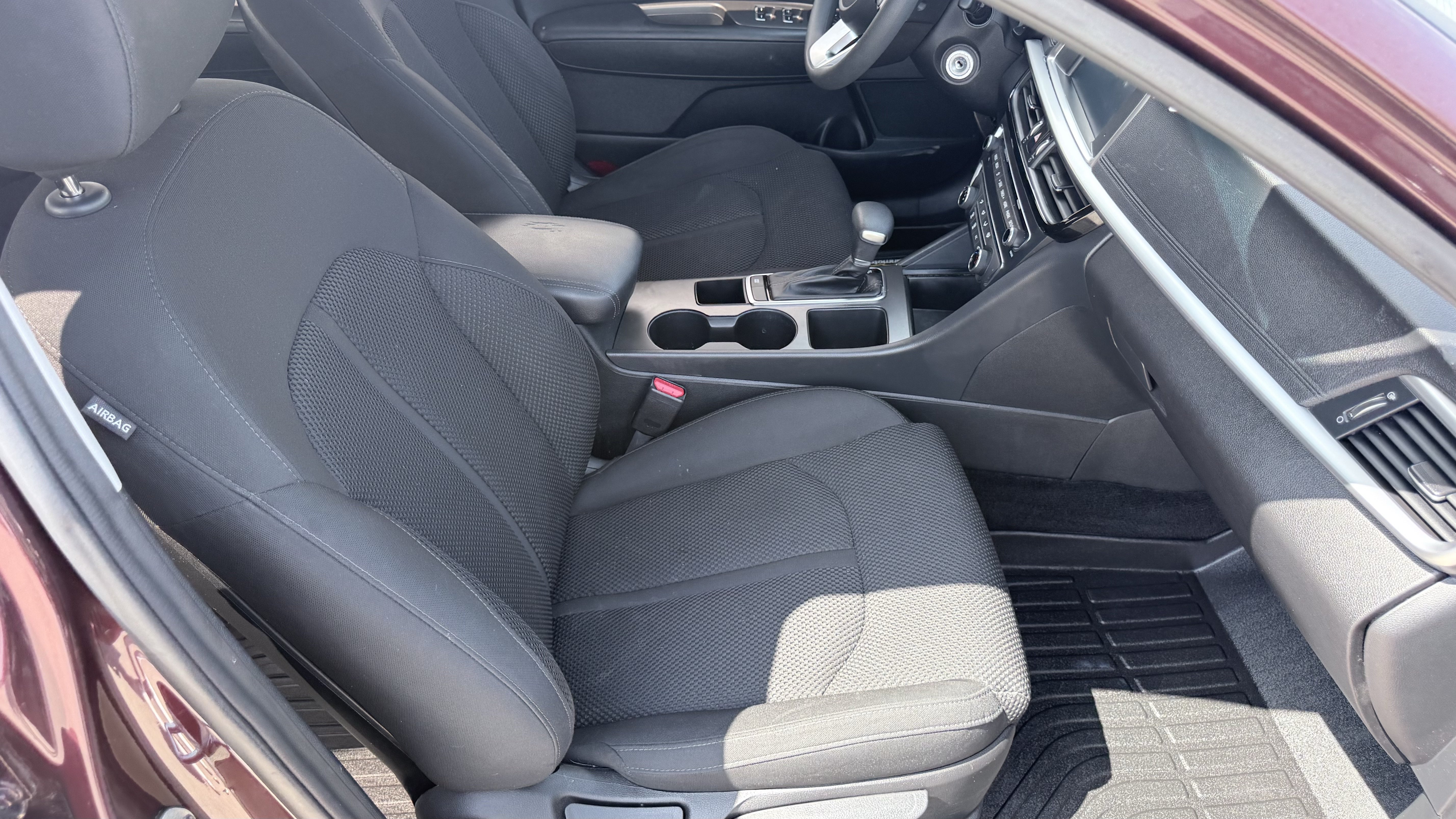 Used 2020 Kia Optima LX FWD image 38