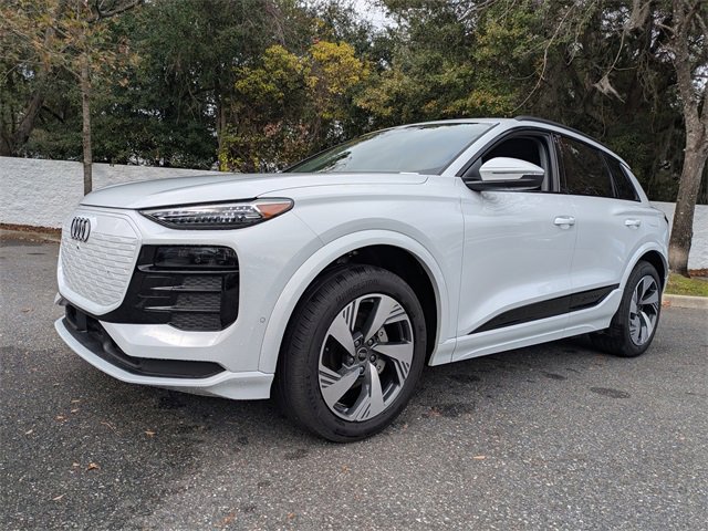 Used 2025 Audi Q6 e-tron Premium Plus w/ Premium Plus