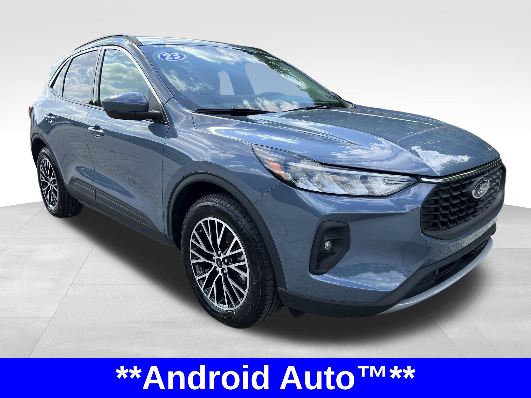 Used 2023 Ford Escape SE FWD image 4