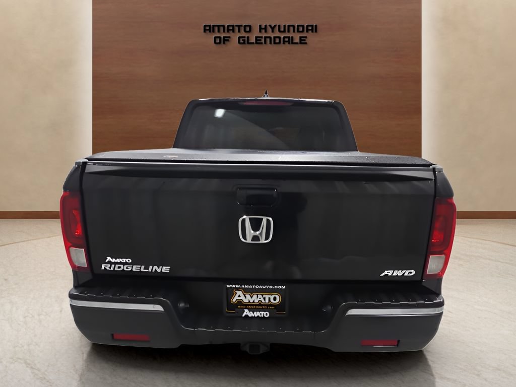 Used 2017 Honda Ridgeline RTL-T image 4