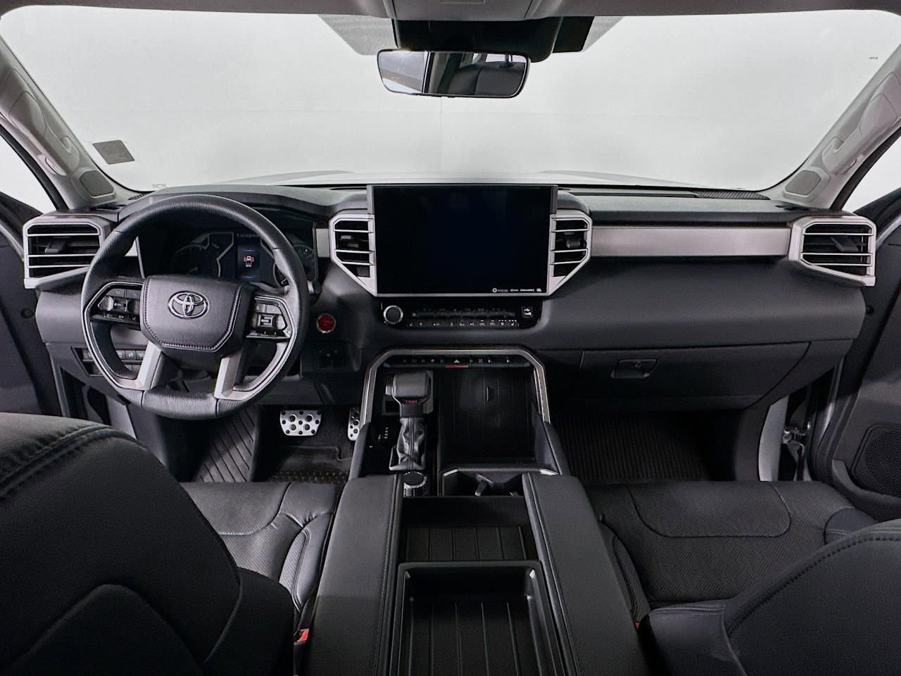 Used 2022 Toyota Tundra Limited image 31