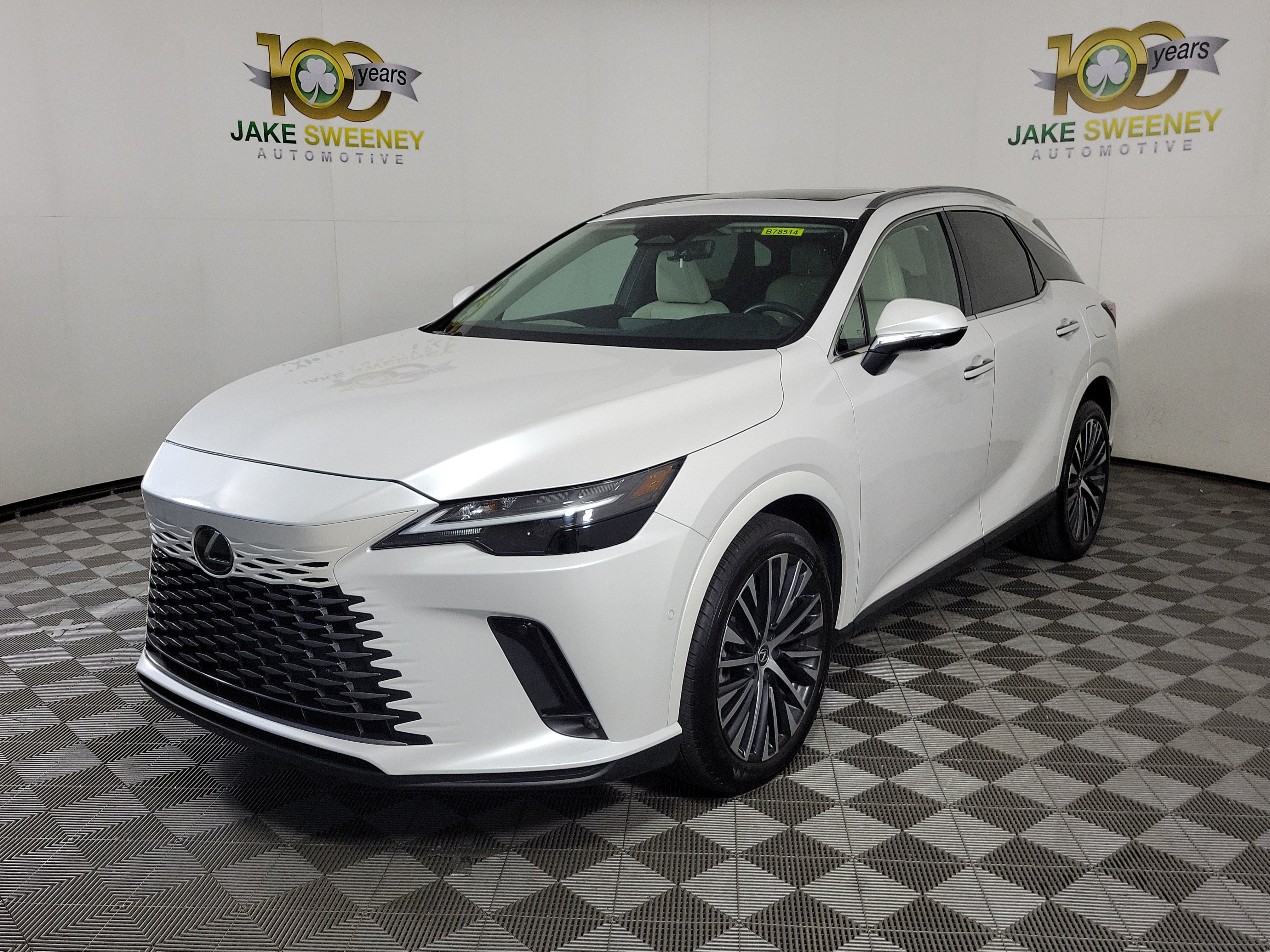 Used 2024 Lexus RX 350 Premium Plus w/ Convenience Package AWD/4WD image 3