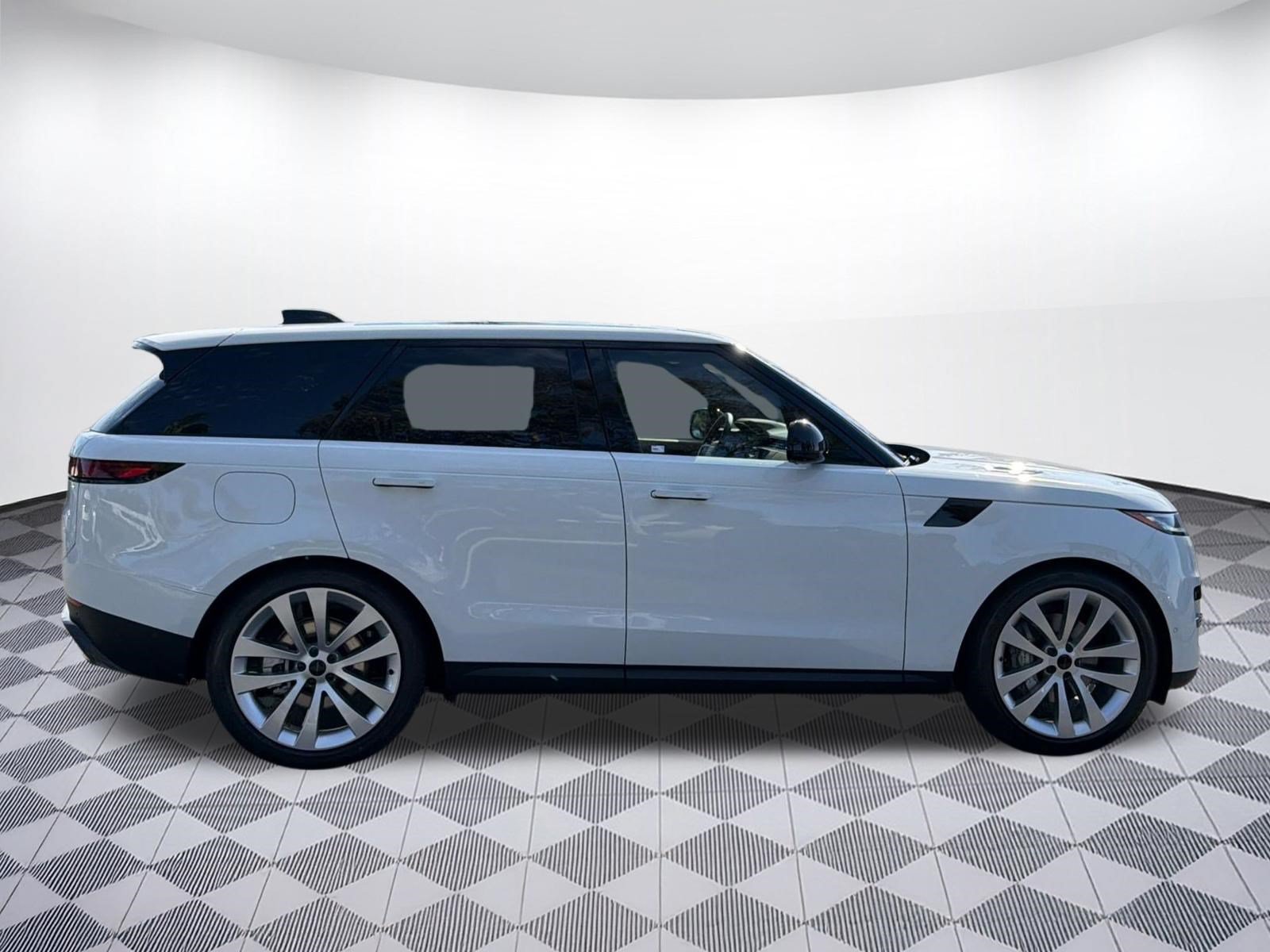 New 2027 Land Rover Range Rover Sport SE AWD/4WD image 8