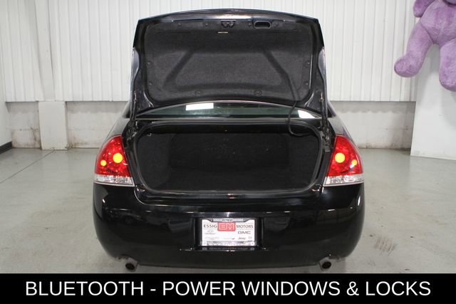 Used 2016 Chevrolet Impala LT FWD image 29